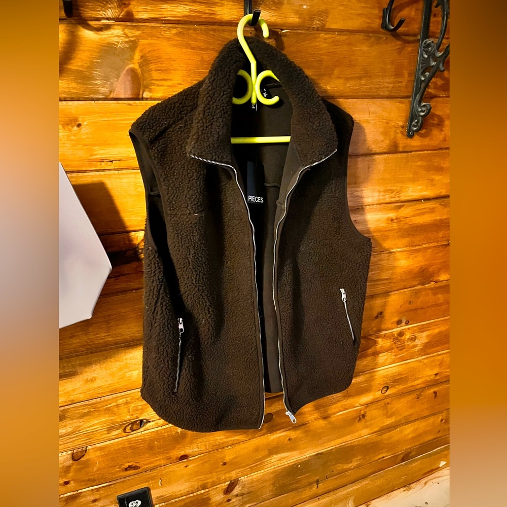 Warm Sherpa vest
